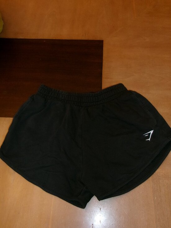 Gymshark Pants - Gymshark Size Small Black Shorts